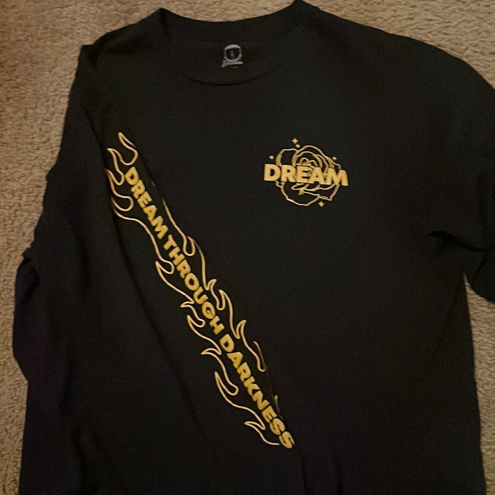long sleeve tee